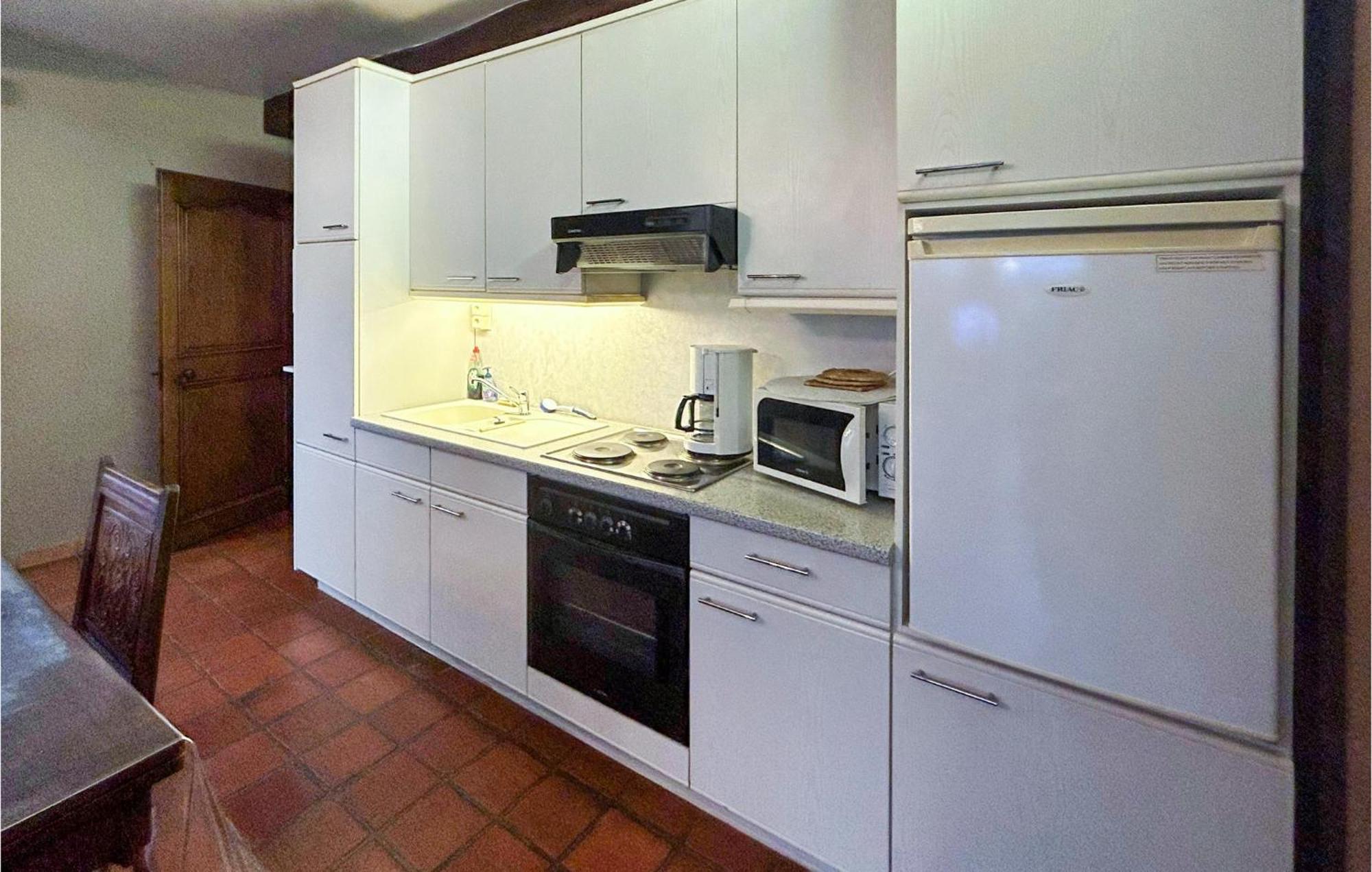 Stunning Apartment In Bastogne With Wifi Eksteriør bilde