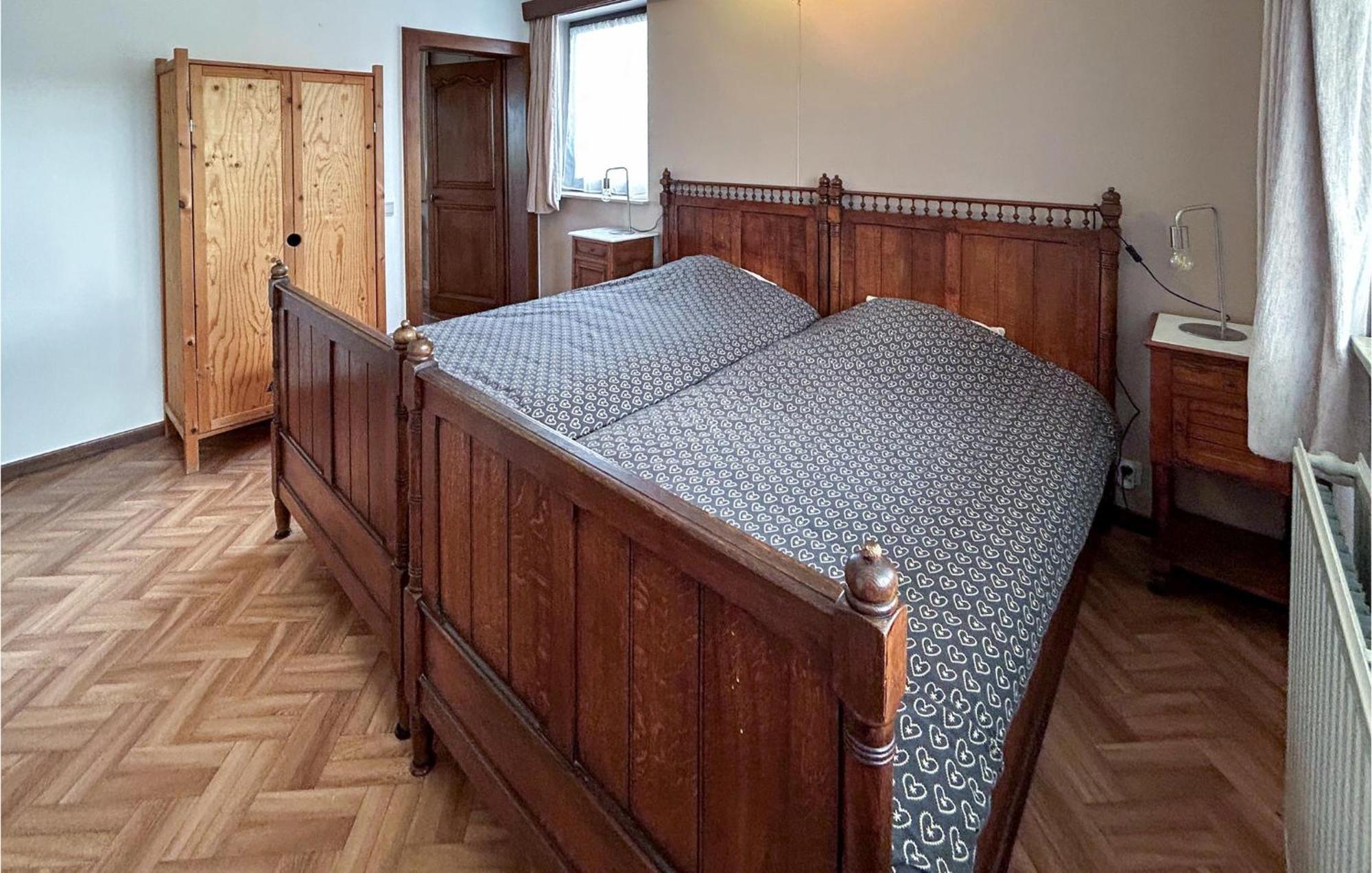 Stunning Apartment In Bastogne With Wifi Eksteriør bilde